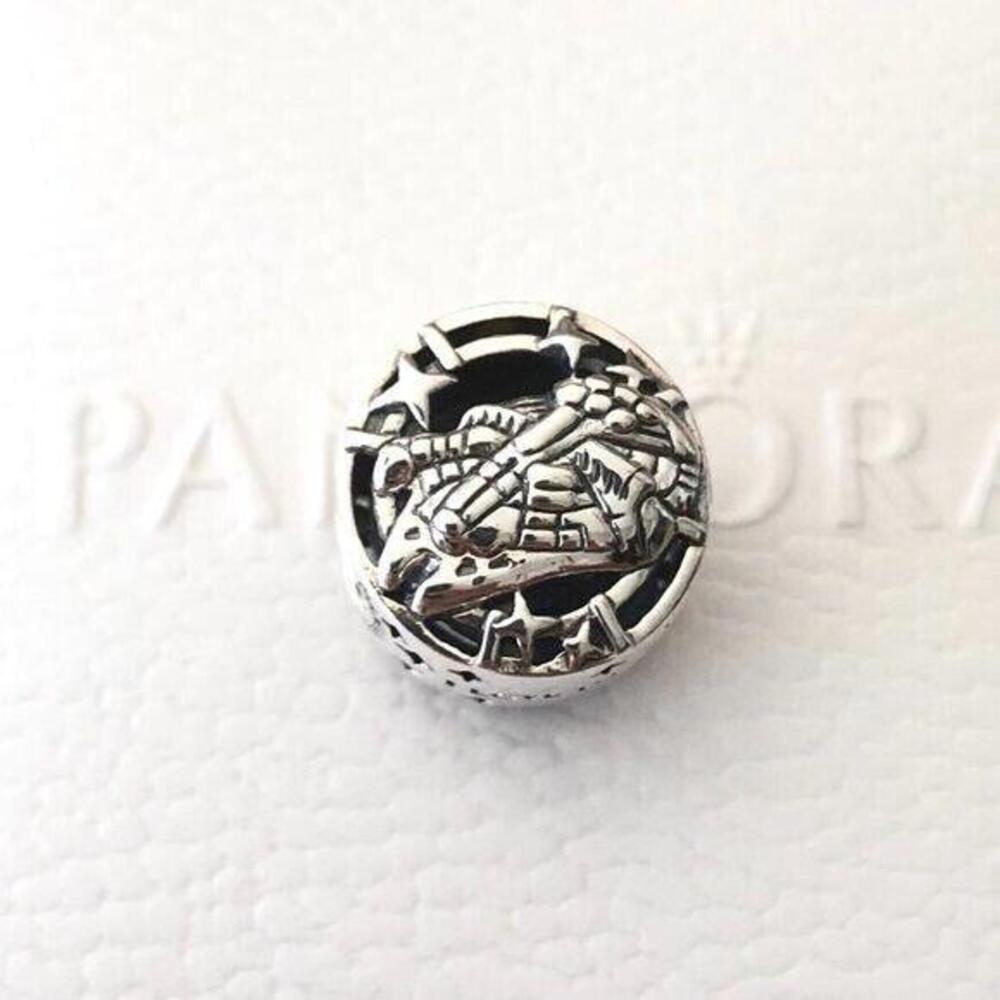 Pandora Star Wars Han Solo and Leia Kiss I Love You I Know Disney Charm #1 - Picture 2 of 8